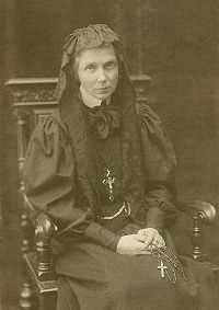 Ursula Leduhovskaya in 1907.jpg